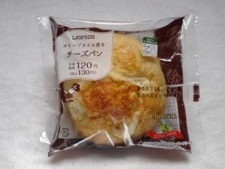 オリーブオイル香るチーズパン(ローソン).jpg