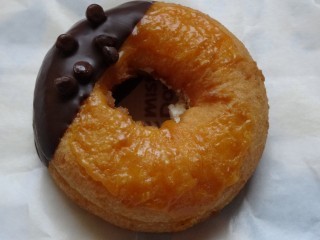 ミスタードーナツ オランジュ・ド・ダブルクリーム.jpg