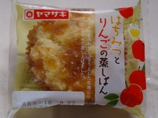 ヤマザキ はちみつとりんごの蒸しぱん.jpg