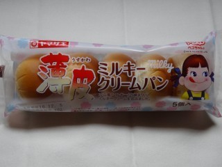 ヤマザキ 薄皮ミルキークリームパン(5個入).jpg