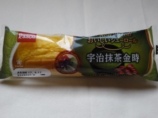 Pasco おいしいシューロール 宇治抹茶金時.jpg