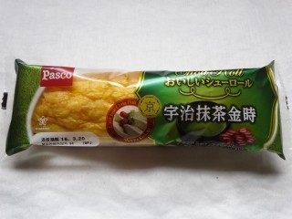 Pasco おいしいシューロール 宇治抹茶金時.jpg