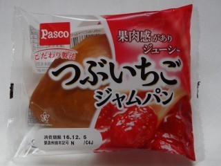 Pasco つぶいちごジャムパン.jpg