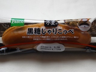 Pasco 国産小麦の黒糖じゃりこっぺ.jpg